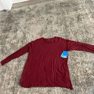 Columbia Burgundy Long Sleeve Top. XL